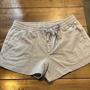 Athleta Far All On Heathered Gray Women's Casual Shorts